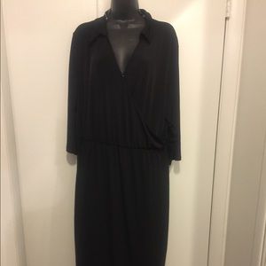 Long sleeve maxi-dress